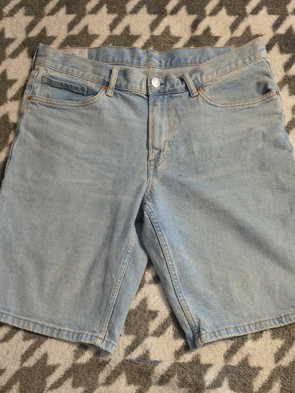 H&M Men's Light Blue Regular Fit Denim Shorts Size 34